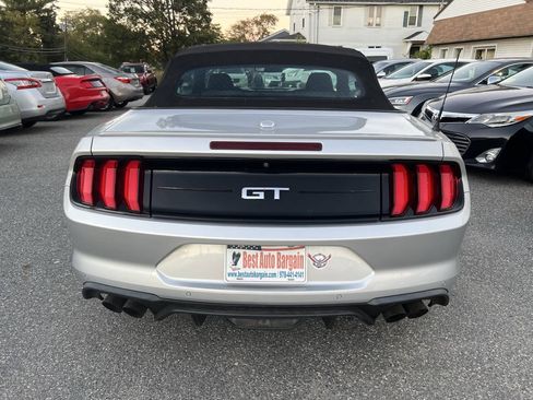 Used 2018 Ford Mustang GT Premium RWD image 7