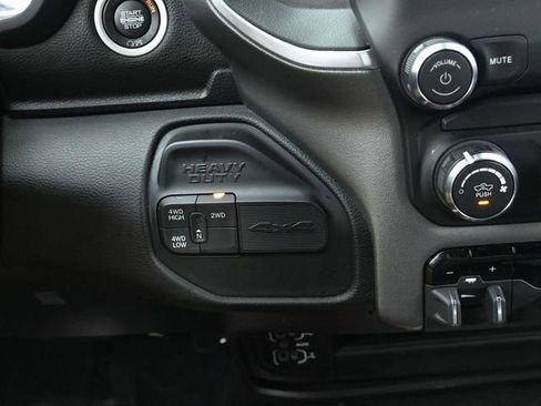 Used 2024 RAM 3500 Big Horn image 33