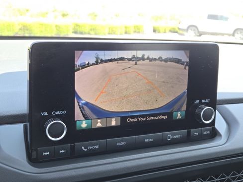 Used 2024 Honda Accord EX image 9