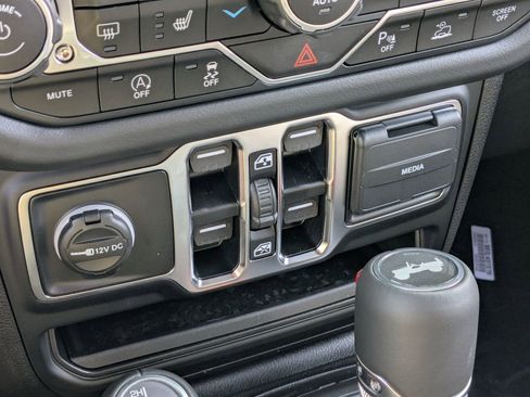 New 2025 Jeep Wrangler Sahara image 12