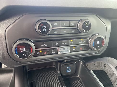New 2025 Ford Bronco Badlands AWD/4WD image 25