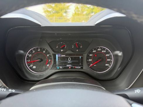 Used 2017 Chevrolet Camaro LT w/ Technology Package RWD image 14