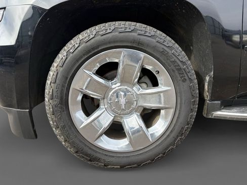 Used 2016 Chevrolet Suburban LTZ image 14