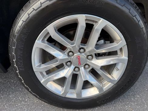 Used 2019 GMC Sierra 1500 SLT w/ SLT Premium Plus Package AWD/4WD image 34
