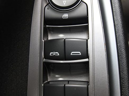 Used 2024 Chevrolet Malibu LT FWD image 24