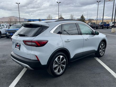 Used 2025 Ford Escape Platinum image 7