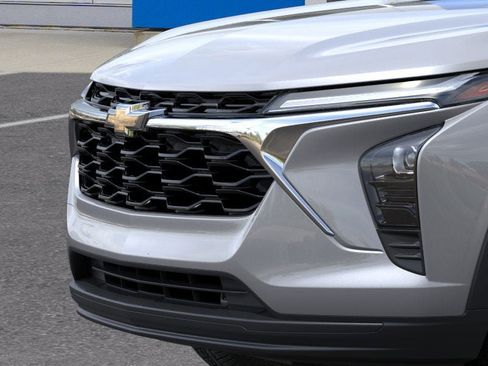 New 2026 Chevrolet Trax LS image 13