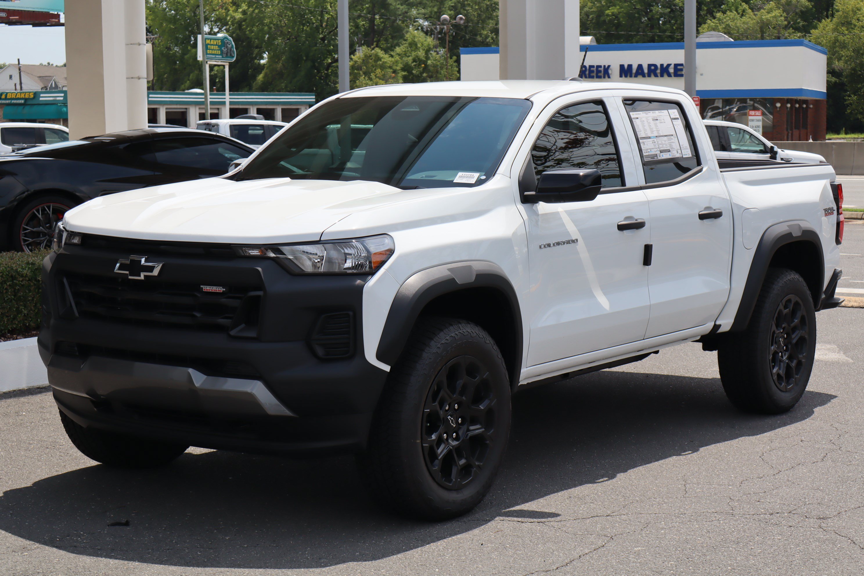 New 2026 Chevrolet Colorado Trail Boss AWD/4WD image 3