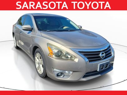 Used 2013 Nissan Altima 2.5 SL w/ 2.5 Moonroof Pkg