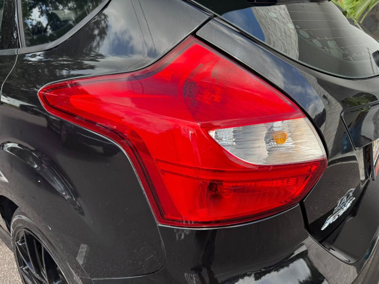 Used 2013 Ford Focus ST FWD image 6