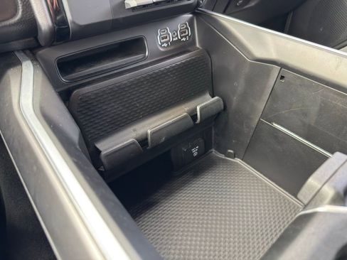 Used 2023 RAM 1500 Big Horn image 22