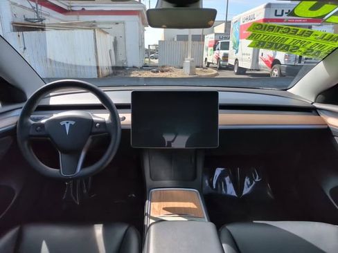 Used 2023 Tesla Model 3 Standard Range RWD image 14