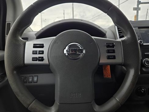 Used 2019 Nissan Frontier SV AWD/4WD image 17