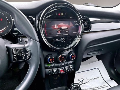 Used 2023 MINI Cooper S image 9