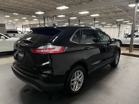 Used 2023 Ford Edge SEL w/ Convenience Package AWD/4WD image 4