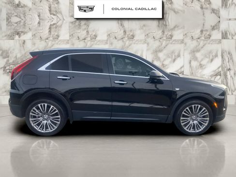 Certified 2024 Cadillac XT4 Premium Luxury image 6