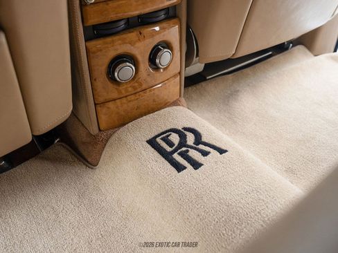 Used 2005 Rolls-Royce Phantom Sedan RWD image 50