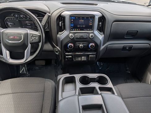 Used 2020 GMC Sierra 1500 SLE w/ X31 Off-Road Package AWD/4WD image 16