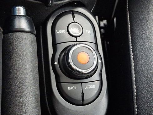 Used 2016 MINI Cooper S image 29