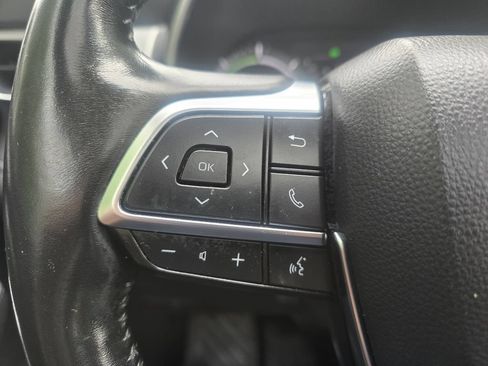 Used 2021 Toyota Highlander Platinum AWD/4WD image 21