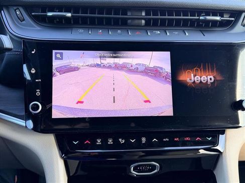 New 2026 Jeep Grand Cherokee L Limited RWD image 9