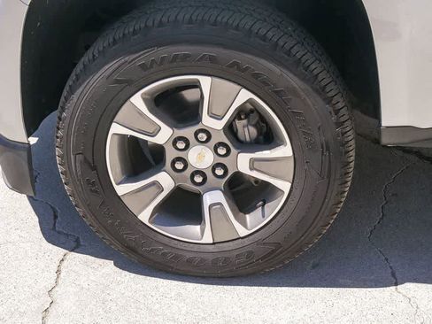 Used 2019 Chevrolet Colorado Z71 image 5