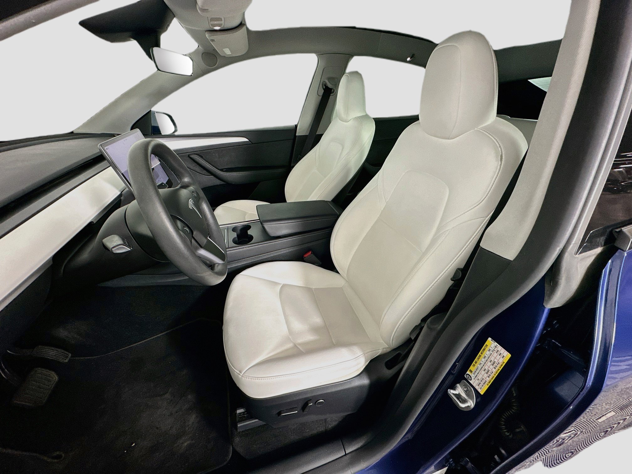 Used 2024 Tesla Model Y Long Range AWD/4WD image 13