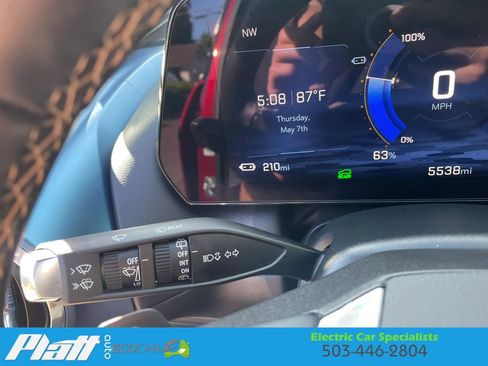 Used 2024 Chevrolet Equinox EV LT w/ LPO, Blackout Package FWD image 34