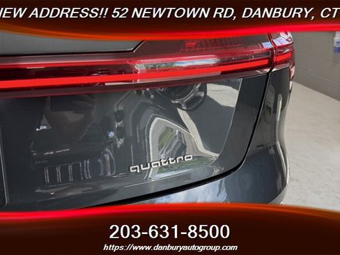 Used 2021 Audi e-tron Premium w/ Convenience Plus Package AWD/4WD image 9
