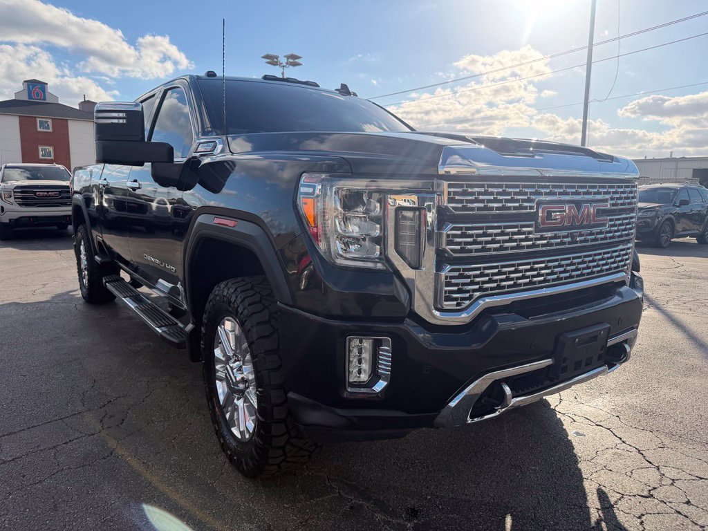 Used 2020 GMC Sierra 2500 Denali w/ Technology Package AWD/4WD image 6