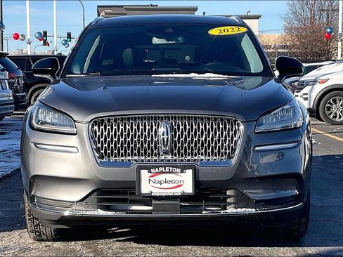 Used 2022 Lincoln Corsair AWD w/ Premium Package image 2