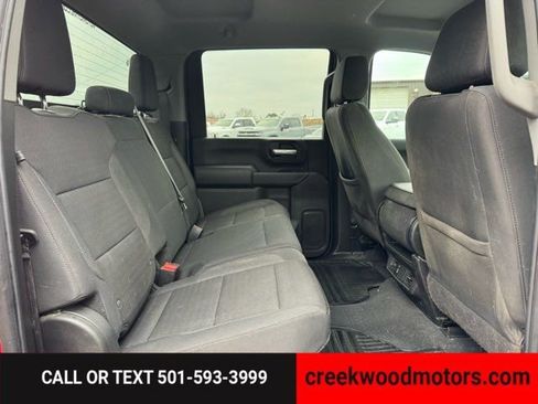 Used 2025 Chevrolet Silverado 2500 Custom w/ Custom Value Package image 10