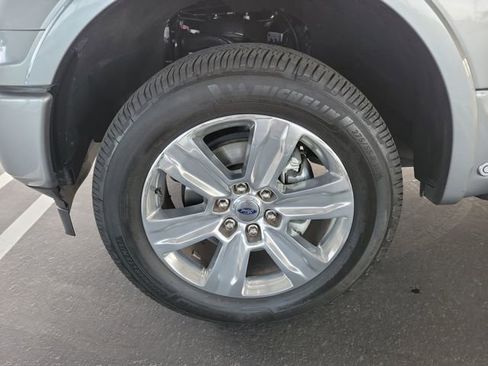 Used 2020 Ford F150 Platinum w/ Equipment Group 701A Luxury AWD/4WD image 32