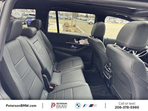 Used 2025 Mercedes-Benz GLS 450 4MATIC image 22