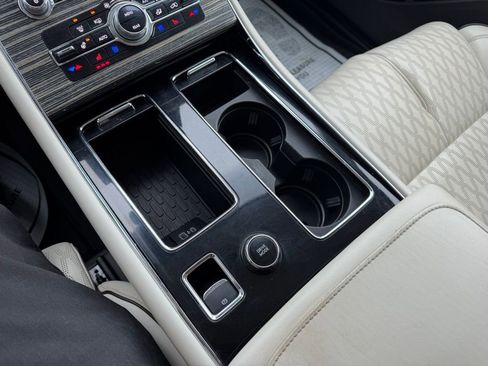 Used 2021 Lincoln Aviator Black Label Grand Touring w/ Class IV Trailer Tow Package image 18