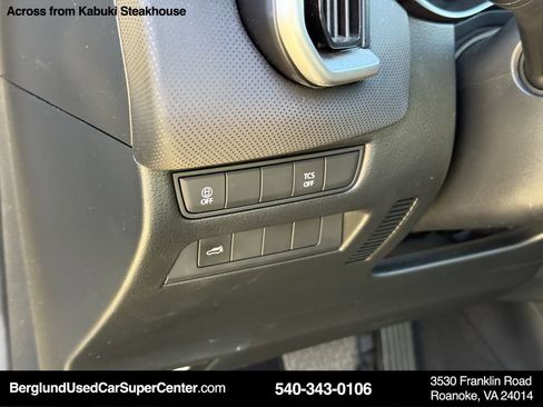 Used 2024 MAZDA CX-50 AWD 2.5 S w/ Preferred Package image 17