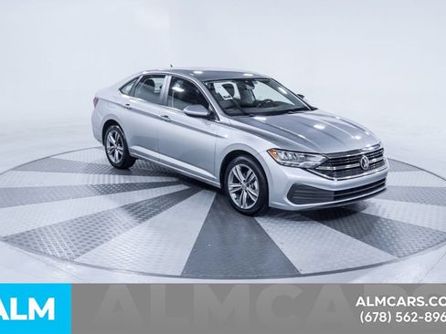 Used 2024 Volkswagen Jetta SE FWD image 14