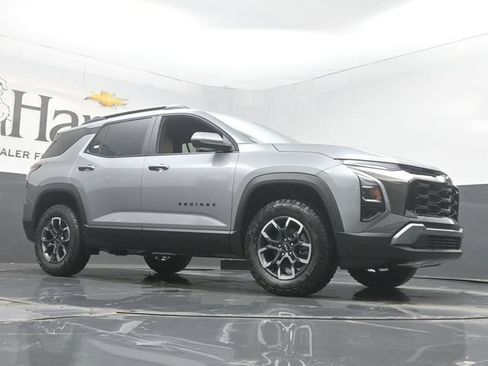 New 2026 Chevrolet Equinox ACTIV w/ Convenience Package III FWD image 2