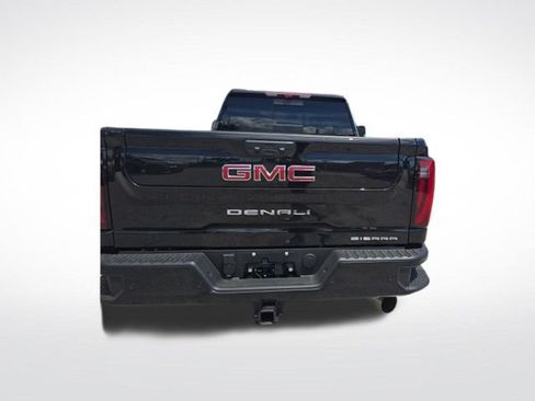 Used 2026 GMC Sierra 2500 Denali w/ Denali Reserve Package AWD/4WD image 4