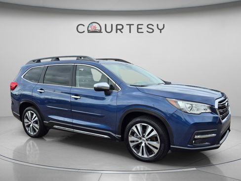 Used 2019 Subaru Ascent Touring AWD/4WD image 7