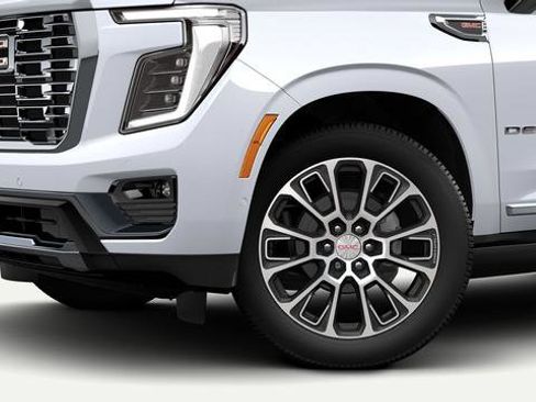 New 2026 GMC Yukon Denali image 7