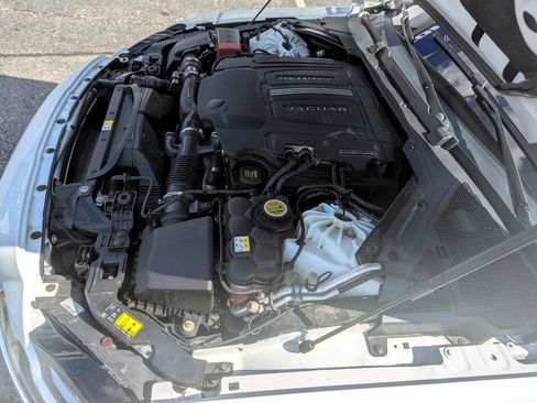 Used 2016 Jaguar XF R-Sport image 54