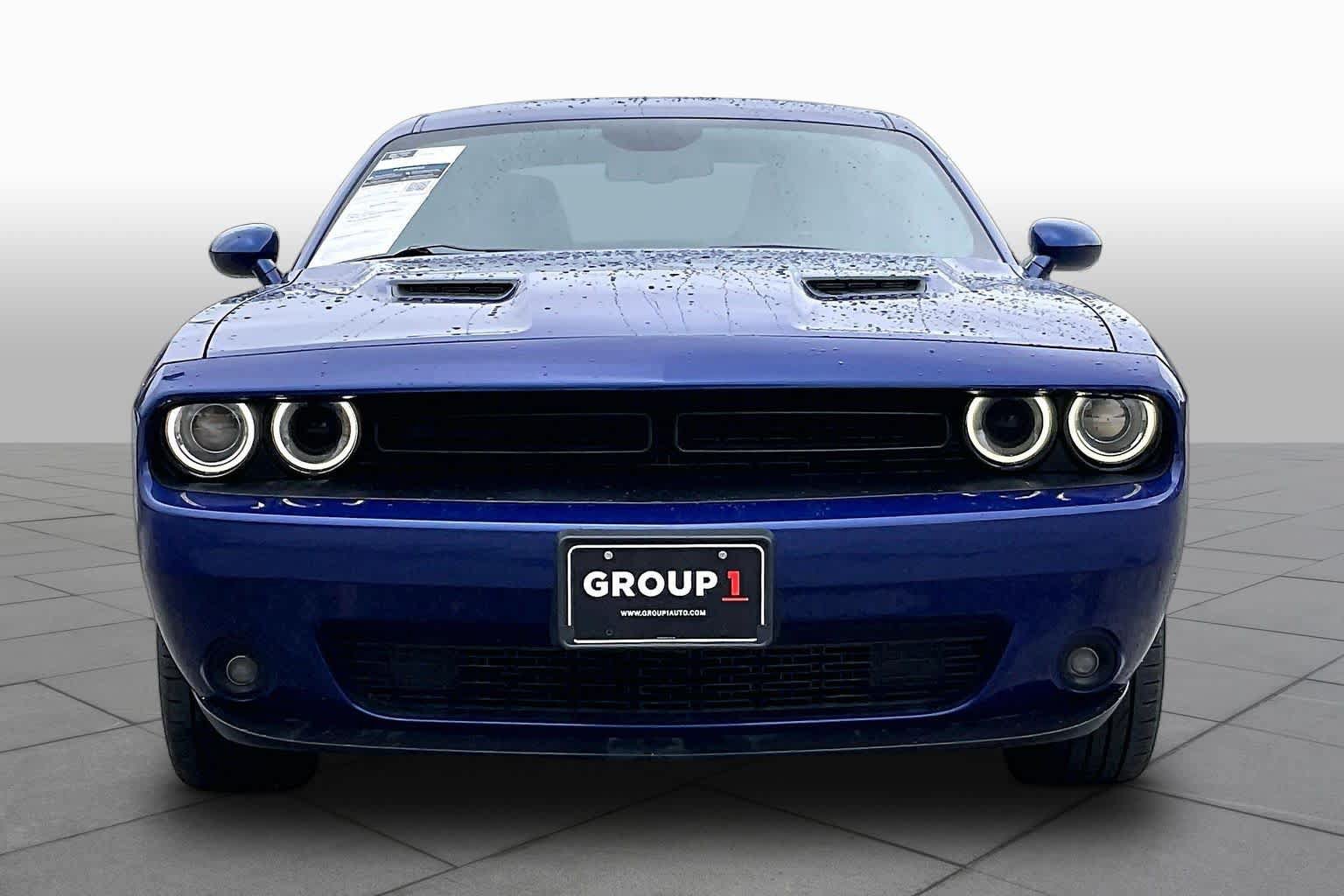Certified 2022 Dodge Challenger SXT w/ Plus Package RWD image 4