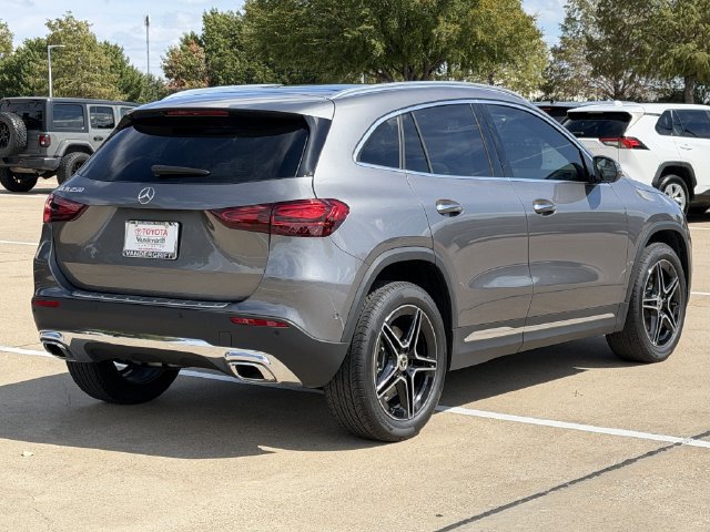 Used 2026 Mercedes-Benz GLA 250 image 4