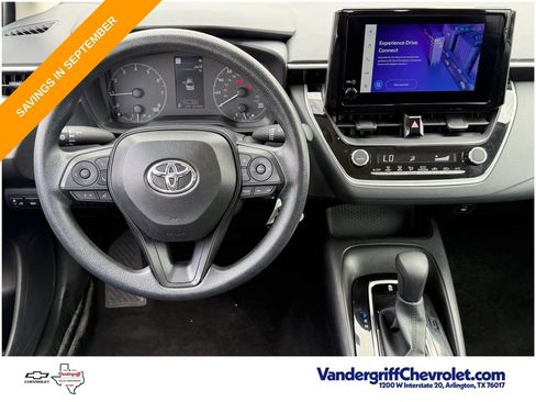 Used 2025 Toyota Corolla LE FWD image 11