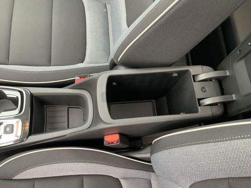 New 2026 Chevrolet TrailBlazer LT w/ Convenience Package FWD image 48