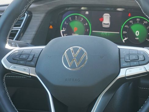 New 2026 Volkswagen Atlas SEL image 14