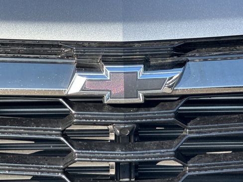 Used 2026 Chevrolet Equinox ACTIV image 45