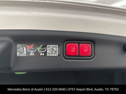 Certified 2025 Mercedes-Benz C 300 Sedan image 29