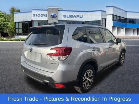 Used 2024 Subaru Forester Premium AWD/4WD image 6